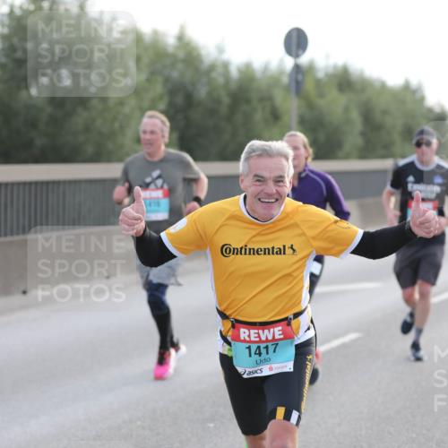 03.10.2024 - Köhlbrandbrückenlauf Fuchs,  Jonas http://msf.ph/oto/7173093 03.10.2024 09:12:44 Position 3 1417 meine-sportfotos.de
