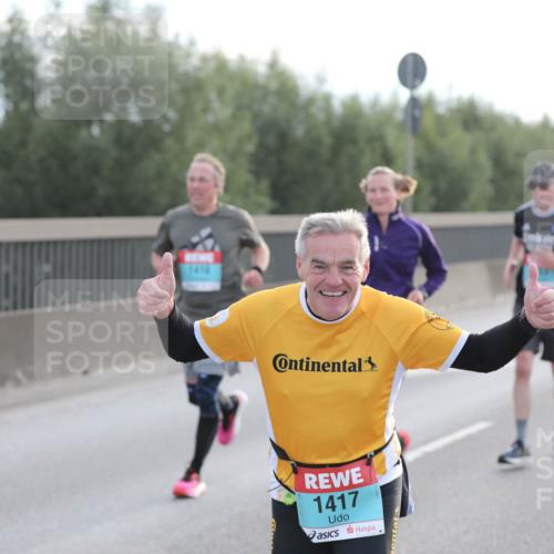 03.10.2024 - Köhlbrandbrückenlauf Fuchs,  Jonas http://msf.ph/oto/7173097 03.10.2024 09:12:44 Position 3 3416, 1417 meine-sportfotos.de