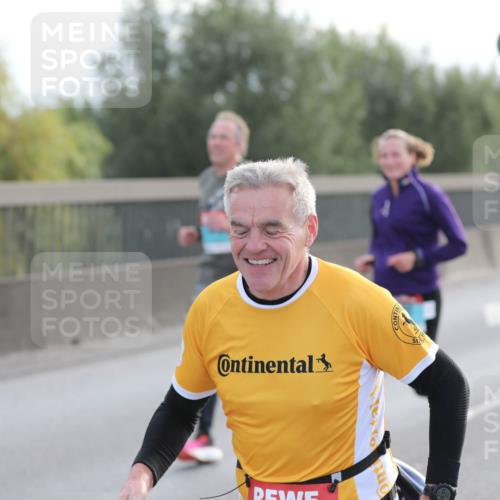 03.10.2024 - Köhlbrandbrückenlauf Fuchs,  Jonas http://msf.ph/oto/7173108 03.10.2024 09:12:44 Position 3  meine-sportfotos.de