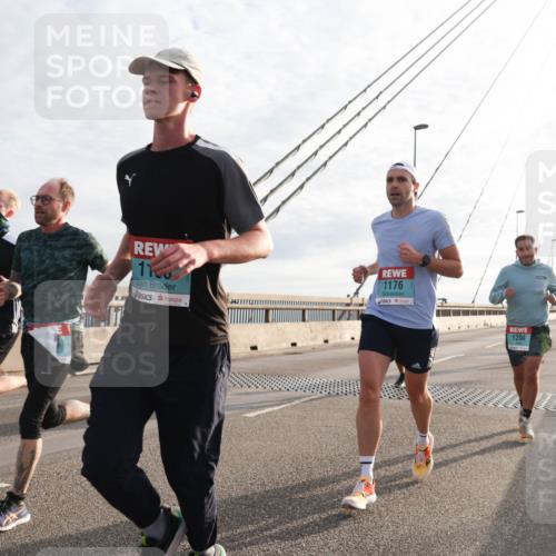03.10.2024 - Köhlbrandbrückenlauf Matties Gatica Varas http://msf.ph/oto/7173342 03.10.2024 09:22:09 Position 2 1068, 113, 1176, 1204 meine-sportfotos.de