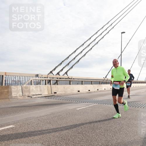 03.10.2024 - Köhlbrandbrückenlauf Matties Gatica Varas http://msf.ph/oto/7173900 03.10.2024 09:22:20 Position 2 1067 meine-sportfotos.de