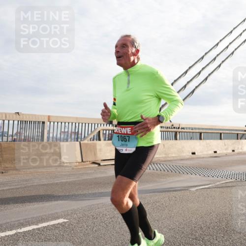 03.10.2024 - Köhlbrandbrückenlauf Matties Gatica Varas http://msf.ph/oto/7173924 03.10.2024 09:22:21 Position 2 1067, 1255 meine-sportfotos.de