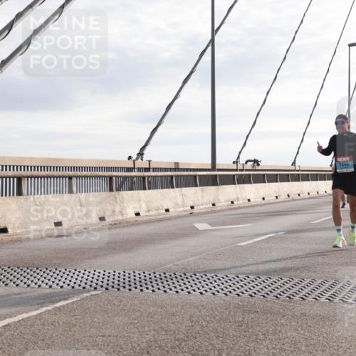 03.10.2024 - Köhlbrandbrückenlauf Matties Gatica Varas http://msf.ph/oto/7174144 03.10.2024 09:22:28 Position 2 1245, 1197 meine-sportfotos.de