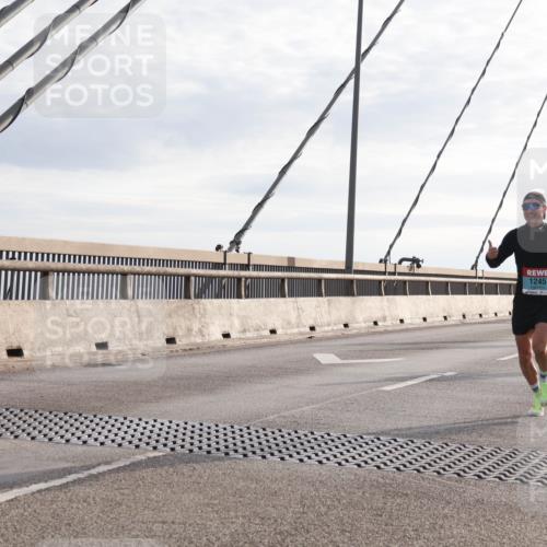03.10.2024 - Köhlbrandbrückenlauf Matties Gatica Varas http://msf.ph/oto/7174162 03.10.2024 09:22:28 Position 2 1245, 1197 meine-sportfotos.de