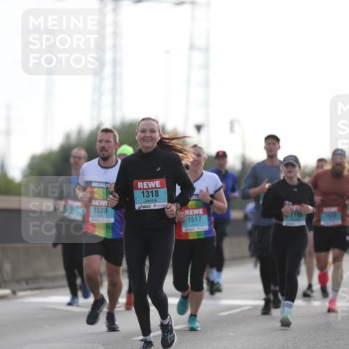 03.10.2024 - Köhlbrandbrückenlauf Fuchs,  Jonas http://msf.ph/oto/7174411 03.10.2024 09:13:26 Position 3 1520, 1318, 1517, 116 meine-sportfotos.de