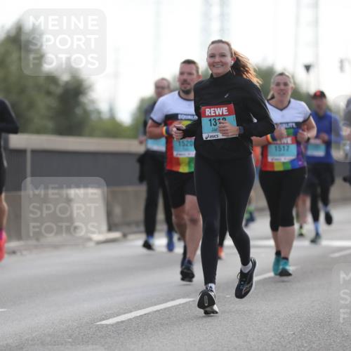 03.10.2024 - Köhlbrandbrückenlauf Fuchs,  Jonas http://msf.ph/oto/7174467 03.10.2024 09:13:26 Position 3 1319, 1520, 1517, 116 meine-sportfotos.de