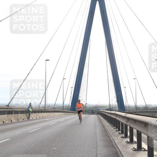 03.10.2024 - Köhlbrandbrückenlauf Jannik Wohlers http://msf.ph/oto/7174721 03.10.2024 09:14:42 Position 1  meine-sportfotos.de