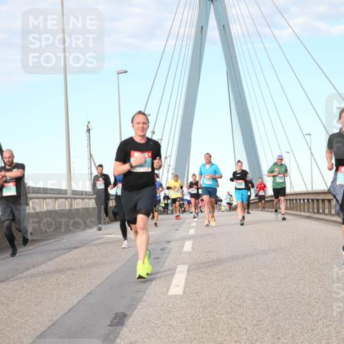 03.10.2024 - Köhlbrandbrückenlauf Jannik Wohlers http://msf.ph/oto/7174785 03.10.2024 09:42:48 Position 2 3543, 1848, 1600 meine-sportfotos.de