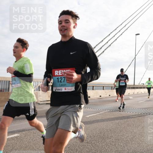 03.10.2024 - Köhlbrandbrückenlauf Matties Gatica Varas http://msf.ph/oto/7174834 03.10.2024 09:22:41 Position 2 1914, 127, 1153 meine-sportfotos.de