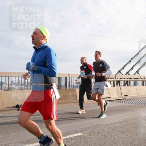 03.10.2024 - Köhlbrandbrückenlauf Matties Gatica Varas http://msf.ph/oto/7175592 03.10.2024 09:22:57 Position 2 1461 meine-sportfotos.de