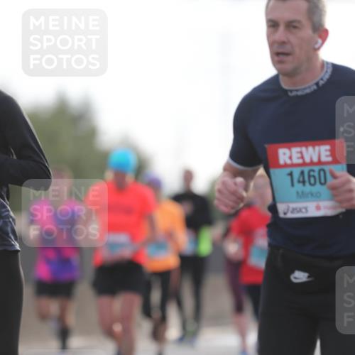 03.10.2024 - Köhlbrandbrückenlauf Fuchs,  Jonas http://msf.ph/oto/7175620 03.10.2024 09:14:02 Position 3 1910, 1281, 1460 meine-sportfotos.de