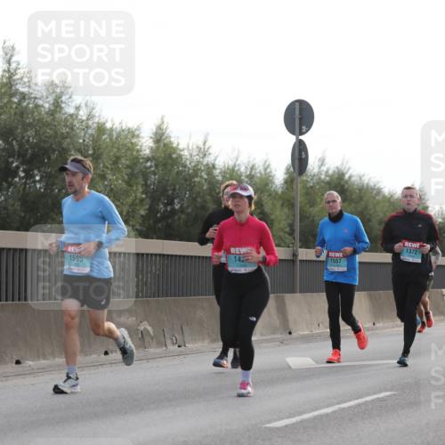 03.10.2024 - Köhlbrandbrückenlauf Fuchs,  Jonas http://msf.ph/oto/7176132 03.10.2024 09:14:13 Position 3 1595, 1147, 3734, 1372, 142, 1557 meine-sportfotos.de