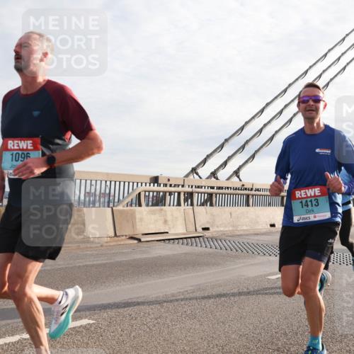 03.10.2024 - Köhlbrandbrückenlauf Matties Gatica Varas http://msf.ph/oto/7176340 03.10.2024 09:23:11 Position 2 1096, 1413 meine-sportfotos.de