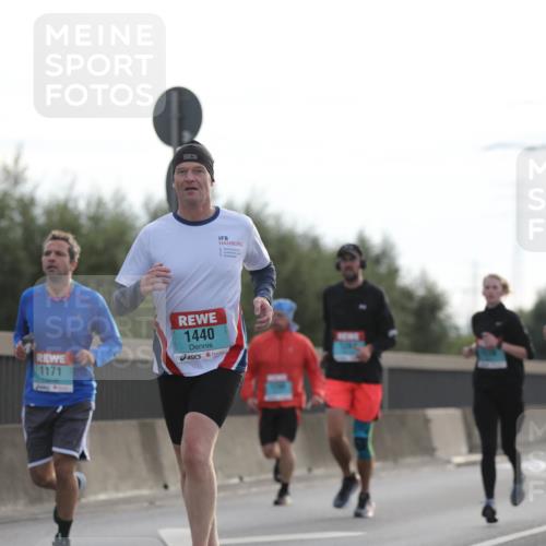 03.10.2024 - Köhlbrandbrückenlauf Fuchs,  Jonas http://msf.ph/oto/7176582 03.10.2024 09:14:23 Position 3 1171, 1440, 169, 1604 meine-sportfotos.de