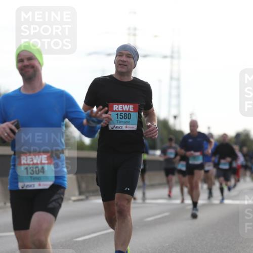 03.10.2024 - Köhlbrandbrückenlauf Fuchs,  Jonas http://msf.ph/oto/7176670 03.10.2024 09:14:26 Position 3 1304, 1580 meine-sportfotos.de