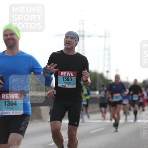 03.10.2024 - Köhlbrandbrückenlauf Fuchs,  Jonas http://msf.ph/oto/7176680 03.10.2024 09:14:26 Position 3 1304, 1580 meine-sportfotos.de