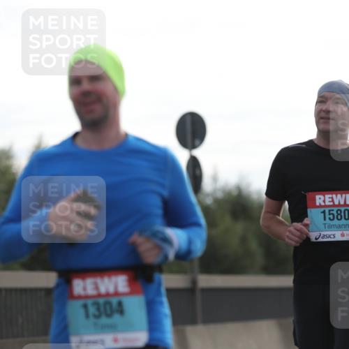 03.10.2024 - Köhlbrandbrückenlauf Fuchs,  Jonas http://msf.ph/oto/7176732 03.10.2024 09:14:27 Position 3 1304, 1580 meine-sportfotos.de