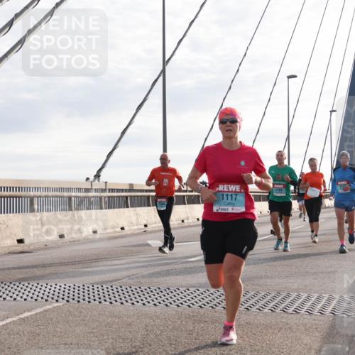 03.10.2024 - Köhlbrandbrückenlauf Matties Gatica Varas http://msf.ph/oto/7176783 03.10.2024 09:23:20 Position 2 1117, 1194 meine-sportfotos.de