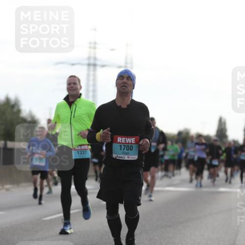 03.10.2024 - Köhlbrandbrückenlauf Fuchs,  Jonas http://msf.ph/oto/7177102 03.10.2024 09:14:40 Position 3 1337, 1700 meine-sportfotos.de
