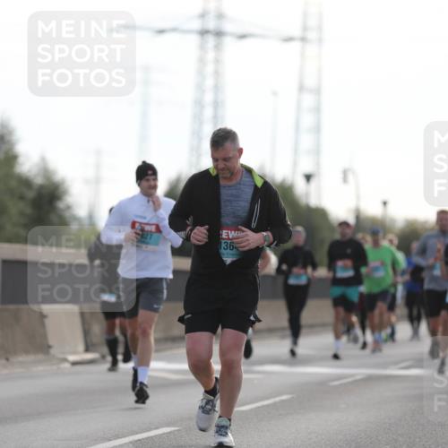 03.10.2024 - Köhlbrandbrückenlauf Fuchs,  Jonas http://msf.ph/oto/7177215 03.10.2024 09:14:42 Position 3 136 meine-sportfotos.de