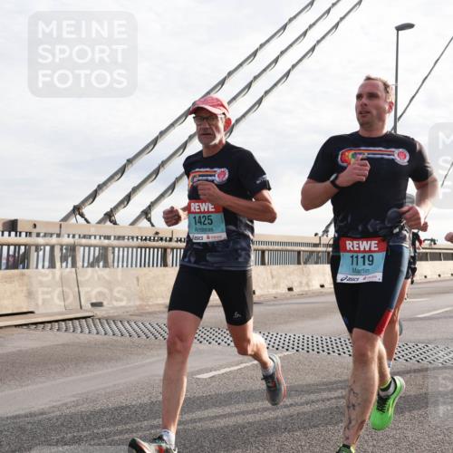 03.10.2024 - Köhlbrandbrückenlauf Matties Gatica Varas http://msf.ph/oto/7177251 03.10.2024 09:23:30 Position 2 1425, 1119, 1503 meine-sportfotos.de