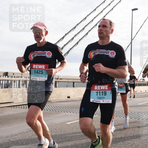 03.10.2024 - Köhlbrandbrückenlauf Matties Gatica Varas http://msf.ph/oto/7177263 03.10.2024 09:23:30 Position 2 1425, 1119, 293, 1503 meine-sportfotos.de