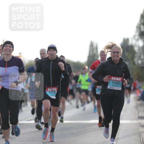 03.10.2024 - Köhlbrandbrückenlauf Fuchs,  Jonas http://msf.ph/oto/7177324 03.10.2024 09:14:45 Position 3 1472, 1728, 1103 meine-sportfotos.de