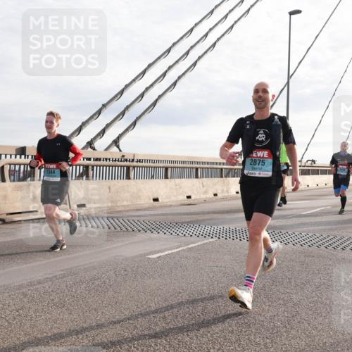 03.10.2024 - Köhlbrandbrückenlauf Matties Gatica Varas http://msf.ph/oto/7177327 03.10.2024 09:23:33 Position 2 1344, 2875, 1229 meine-sportfotos.de