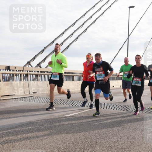03.10.2024 - Köhlbrandbrückenlauf Matties Gatica Varas http://msf.ph/oto/7177453 03.10.2024 09:23:35 Position 2 1348, 2014, 3468, 1214, 1229, 1630 meine-sportfotos.de