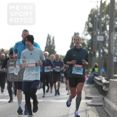 03.10.2024 - Köhlbrandbrückenlauf Fuchs,  Jonas http://msf.ph/oto/7177834 03.10.2024 09:14:58 Position 3 2362, 174, 1450, 1494 meine-sportfotos.de
