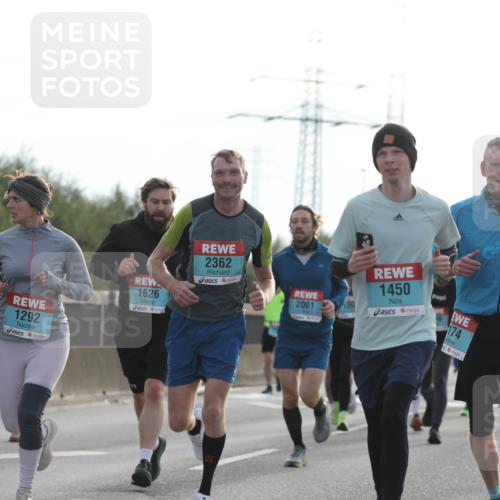 03.10.2024 - Köhlbrandbrückenlauf Fuchs,  Jonas http://msf.ph/oto/7177977 03.10.2024 09:15:01 Position 3 18, 1292, 2362, 1626, 2001, 1450, 174 meine-sportfotos.de