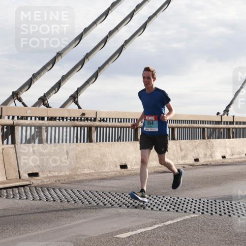 03.10.2024 - Köhlbrandbrückenlauf Matties Gatica Varas http://msf.ph/oto/7178027 03.10.2024 09:23:46 Position 2 1354 meine-sportfotos.de