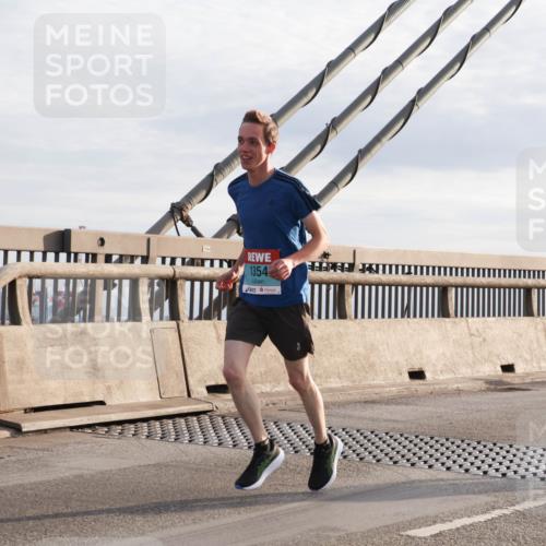 03.10.2024 - Köhlbrandbrückenlauf Matties Gatica Varas http://msf.ph/oto/7178106 03.10.2024 09:23:47 Position 2 1354 meine-sportfotos.de