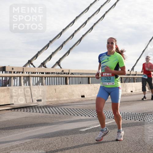 03.10.2024 - Köhlbrandbrückenlauf Matties Gatica Varas http://msf.ph/oto/7178225 03.10.2024 09:23:48 Position 2 1263, 1370 meine-sportfotos.de