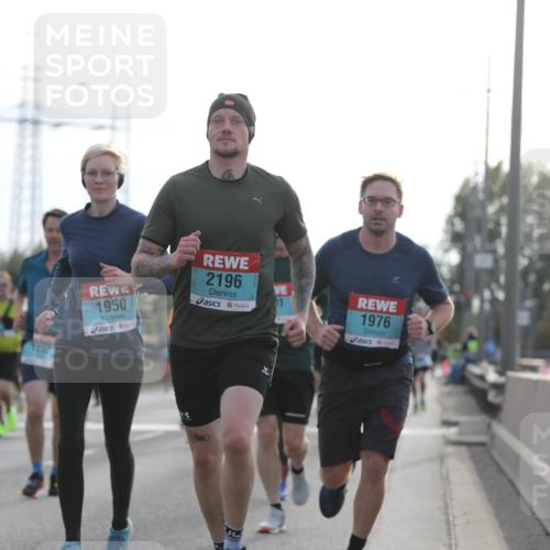 03.10.2024 - Köhlbrandbrückenlauf Fuchs,  Jonas http://msf.ph/oto/7178278 03.10.2024 09:15:07 Position 3 1602, 1950, 2196, 1976 meine-sportfotos.de