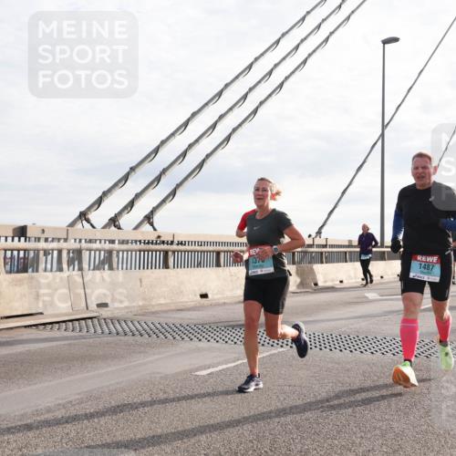 03.10.2024 - Köhlbrandbrückenlauf Matties Gatica Varas http://msf.ph/oto/7178305 03.10.2024 09:23:50 Position 2 1378, 1487, 1112 meine-sportfotos.de