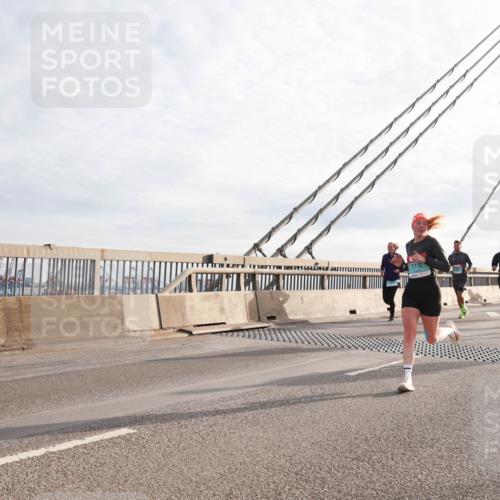 03.10.2024 - Köhlbrandbrückenlauf Matties Gatica Varas http://msf.ph/oto/7178476 03.10.2024 09:23:52 Position 2 1112, 1350 meine-sportfotos.de