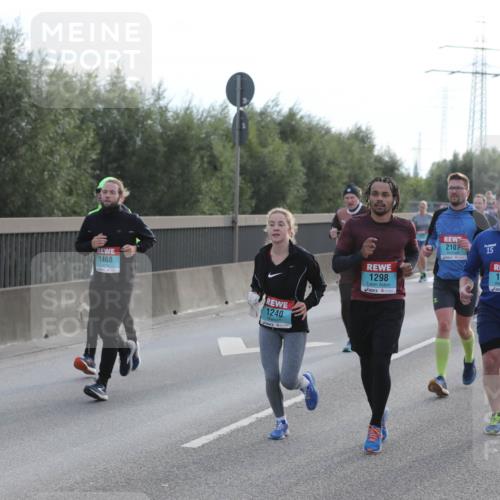 03.10.2024 - Köhlbrandbrückenlauf Fuchs,  Jonas http://msf.ph/oto/7178577 03.10.2024 09:15:16 Position 3 1468, 1240, 1298, 2107, 15, 1719, 2138 meine-sportfotos.de