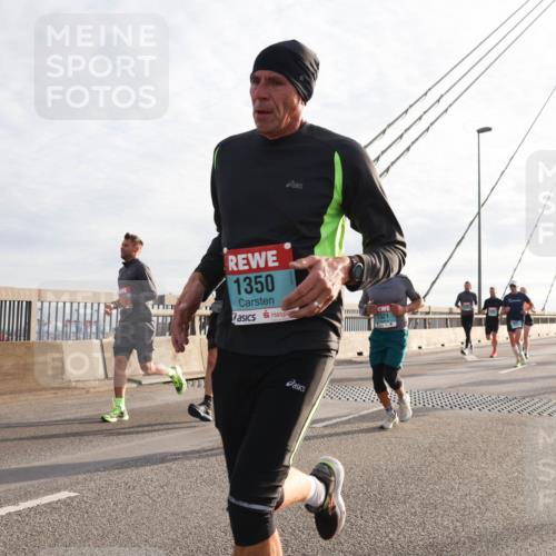 03.10.2024 - Köhlbrandbrückenlauf Matties Gatica Varas http://msf.ph/oto/7178664 03.10.2024 09:23:54 Position 2 1350 meine-sportfotos.de