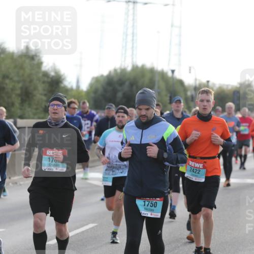 03.10.2024 - Köhlbrandbrückenlauf Fuchs,  Jonas http://msf.ph/oto/7178867 03.10.2024 09:15:19 Position 3 1692, 170, 1750, 2422, 1721 meine-sportfotos.de