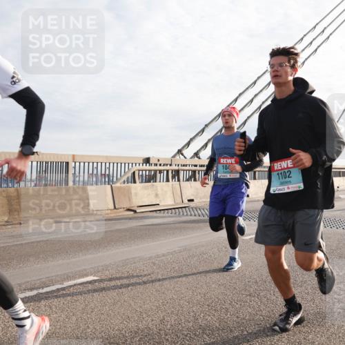 03.10.2024 - Köhlbrandbrückenlauf Matties Gatica Varas http://msf.ph/oto/7178955 03.10.2024 09:23:59 Position 2 1920, 10, 1102 meine-sportfotos.de