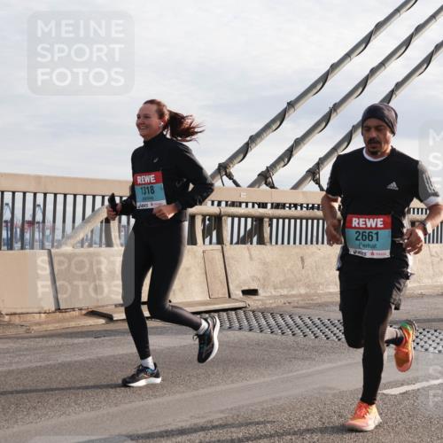 03.10.2024 - Köhlbrandbrückenlauf Matties Gatica Varas http://msf.ph/oto/7179072 03.10.2024 09:24:01 Position 2 1318, 2661, 1262 meine-sportfotos.de