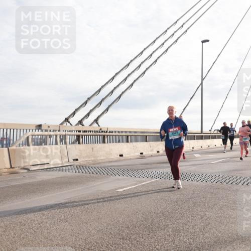 03.10.2024 - Köhlbrandbrückenlauf Matties Gatica Varas http://msf.ph/oto/7179559 03.10.2024 09:24:13 Position 2 1378 meine-sportfotos.de