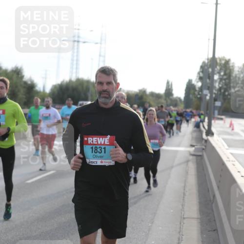03.10.2024 - Köhlbrandbrückenlauf Fuchs,  Jonas http://msf.ph/oto/7179723 03.10.2024 09:15:36 Position 3 1574, 1831 meine-sportfotos.de