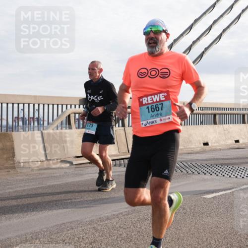 03.10.2024 - Köhlbrandbrückenlauf Matties Gatica Varas http://msf.ph/oto/7179976 03.10.2024 09:24:23 Position 2 173, 2024, 1667, 1208 meine-sportfotos.de