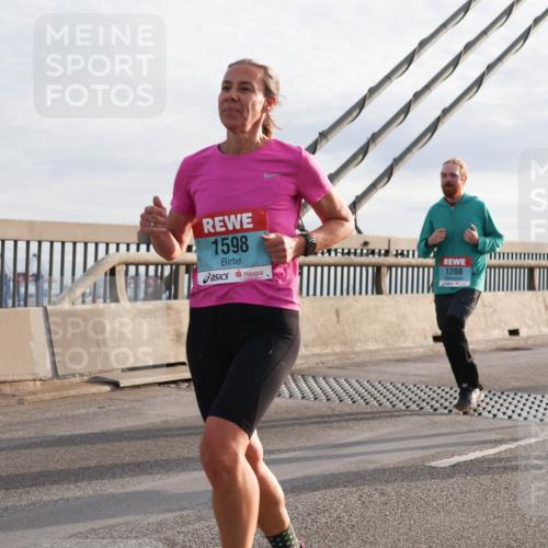 03.10.2024 - Köhlbrandbrückenlauf Matties Gatica Varas http://msf.ph/oto/7180034 03.10.2024 09:24:25 Position 2 1598, 1208, 1690 meine-sportfotos.de