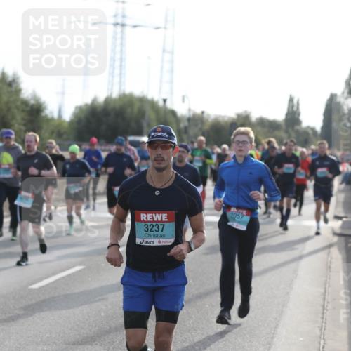 03.10.2024 - Köhlbrandbrückenlauf Fuchs,  Jonas http://msf.ph/oto/7180358 03.10.2024 09:15:57 Position 3 3237, 2057 meine-sportfotos.de