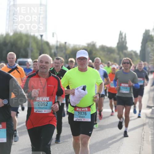 03.10.2024 - Köhlbrandbrückenlauf Fuchs,  Jonas http://msf.ph/oto/7180760 03.10.2024 09:16:06 Position 3 109, 1937, 2092, 1776, 1936 meine-sportfotos.de
