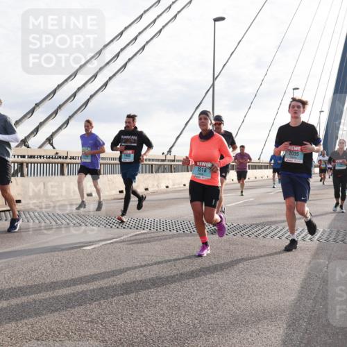 03.10.2024 - Köhlbrandbrückenlauf Matties Gatica Varas http://msf.ph/oto/7180837 03.10.2024 09:24:40 Position 2 1653, 1400, 1518, 2035 meine-sportfotos.de