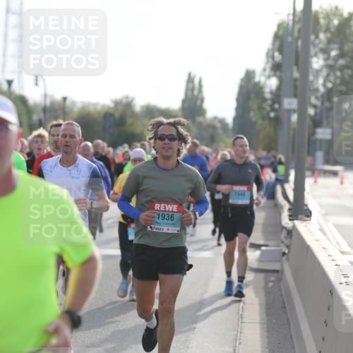 03.10.2024 - Köhlbrandbrückenlauf Fuchs,  Jonas http://msf.ph/oto/7180849 03.10.2024 09:16:08 Position 3 1936, 1948 meine-sportfotos.de